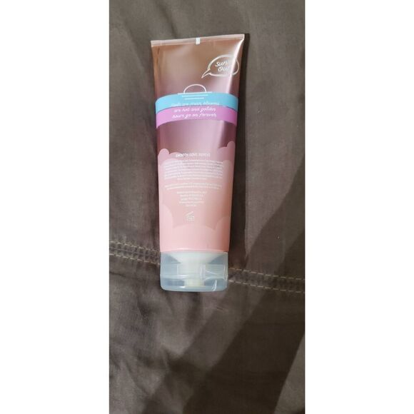 NEW UNOPENED VICTORIA'S SECRET PINK WARM AND COZY SUN DAZE BODY LOTION - Picture 2 of 5